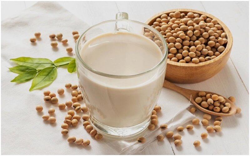 Ăn gì để tăng vòng 1 trong 1 tuần - sữa đậu nành